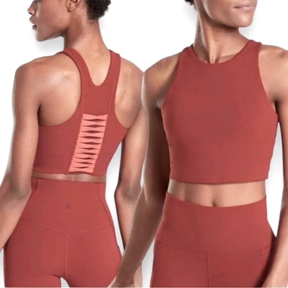 ATHLETA ~ New Conscious Twist Crop Top in Powervita Rust Red XS